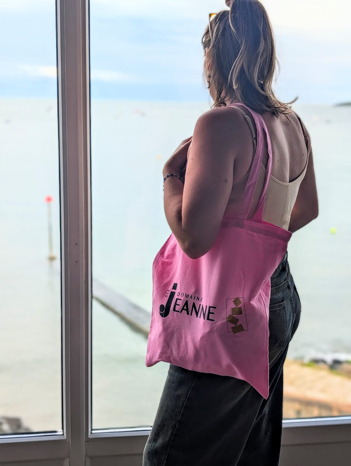 Pink Domaine des Jeanne tote bag at Sip & Paint in Abersoch